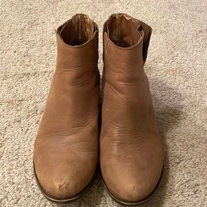 Lucky brand womens boots, fair condition